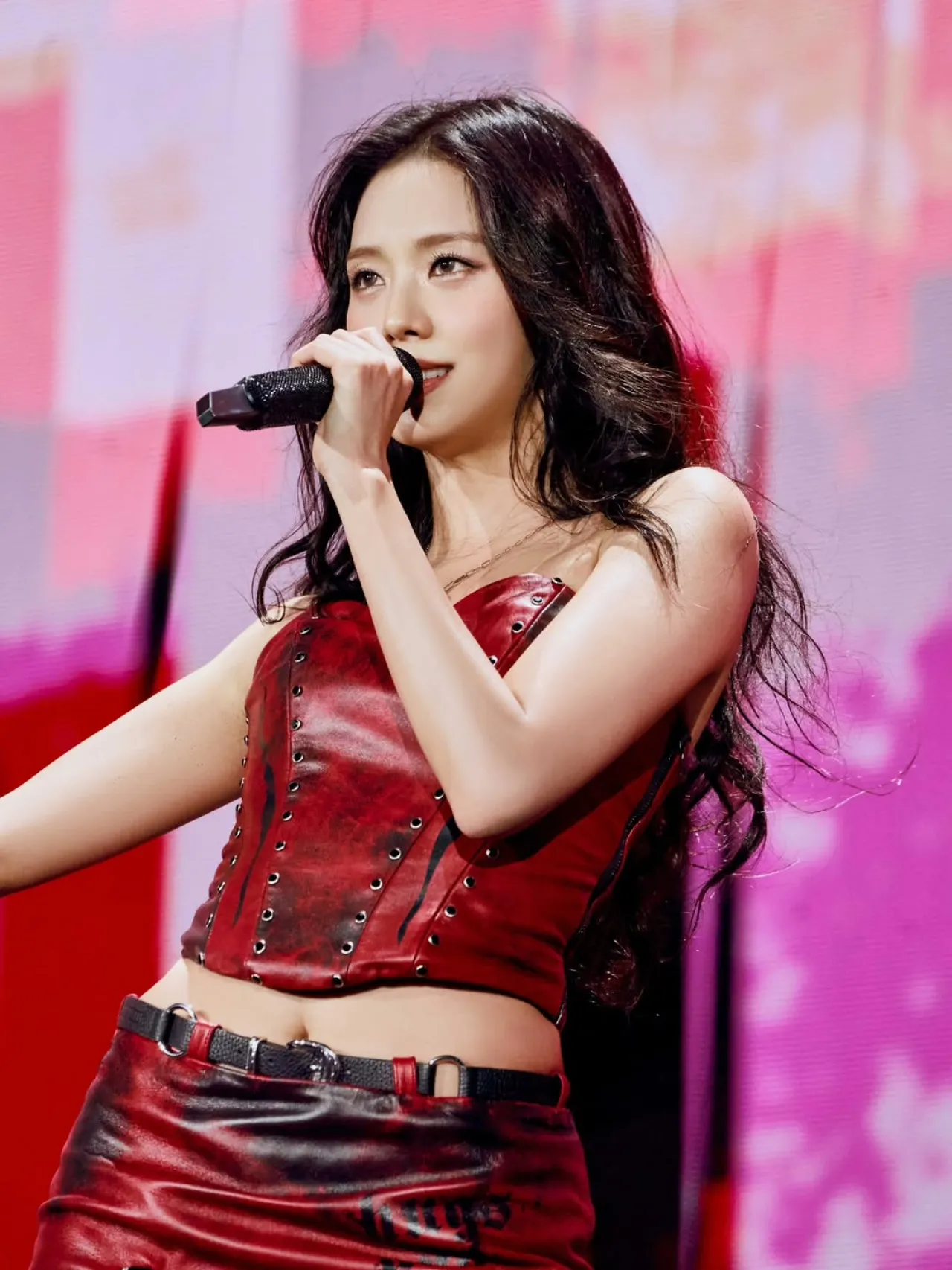 JISOO Launches Major Update for Her Official Solo Mobile Application