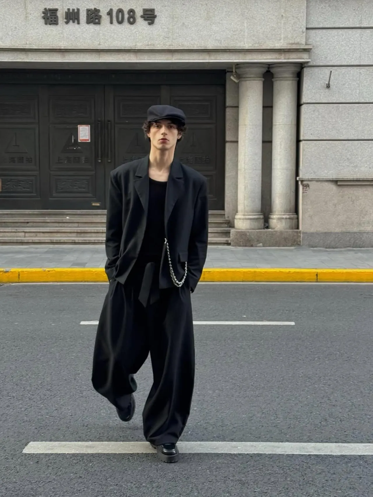 BERSHKA Unveils 'No Plan, No Rush' Campaign Embracing Urban Flow