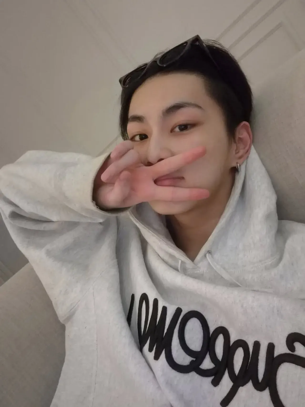 ENHYPEN's Jungwon Hints at Group's Future Plans in 2025 Weverse Update