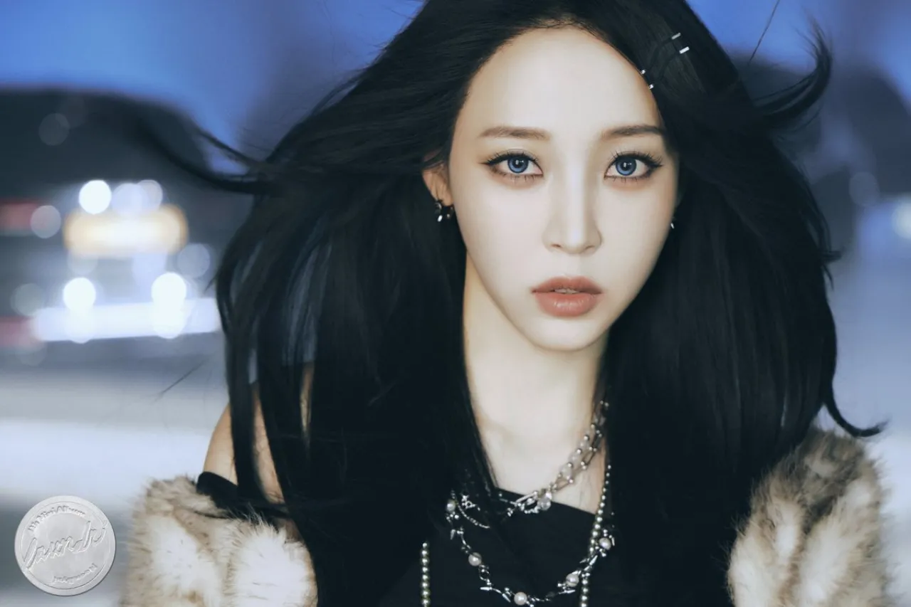 Moonbyul of MAMAMOO Celebrates Her 33rd Birthday