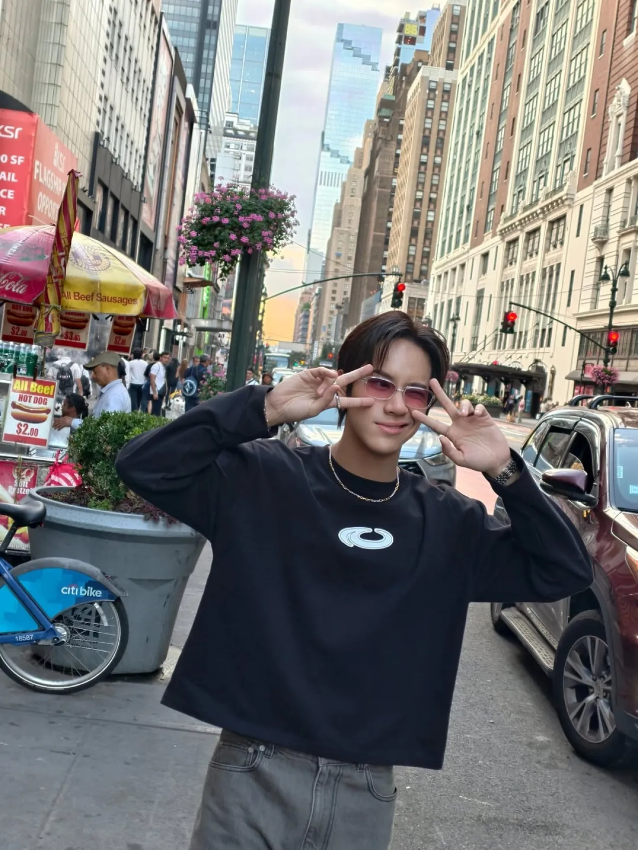 Scientists Discover Earth-Like Planet in Habitable Zone of Nearby Star