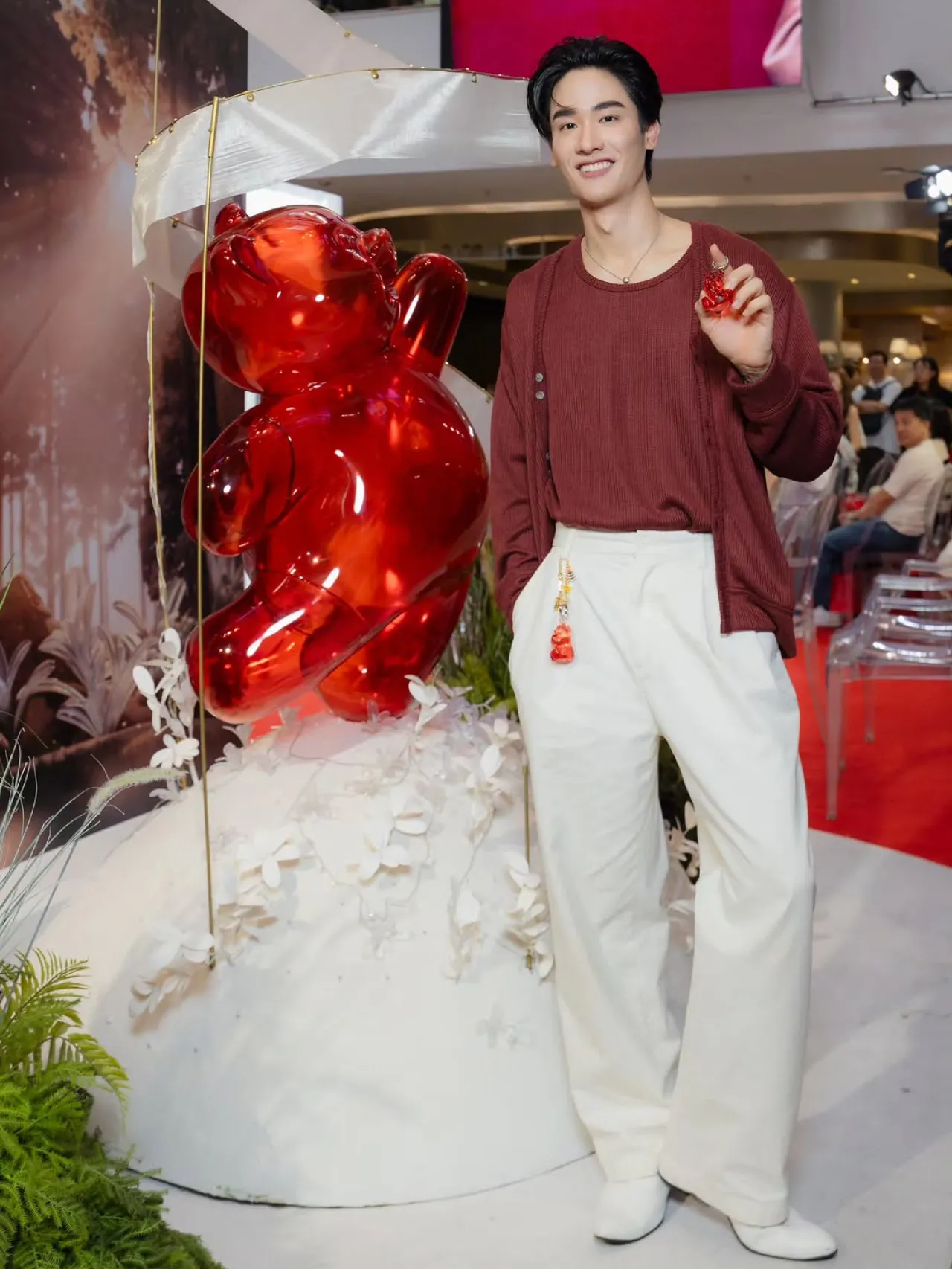 Tawan Celebrates Joyful Fan Meet and Collaboration with SK-II Pitera Essence