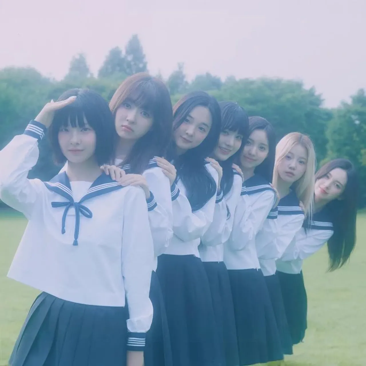 Kep1er Members Huh Suhye and Kang Yeseo Reportedly in Final Talks to Depart Group